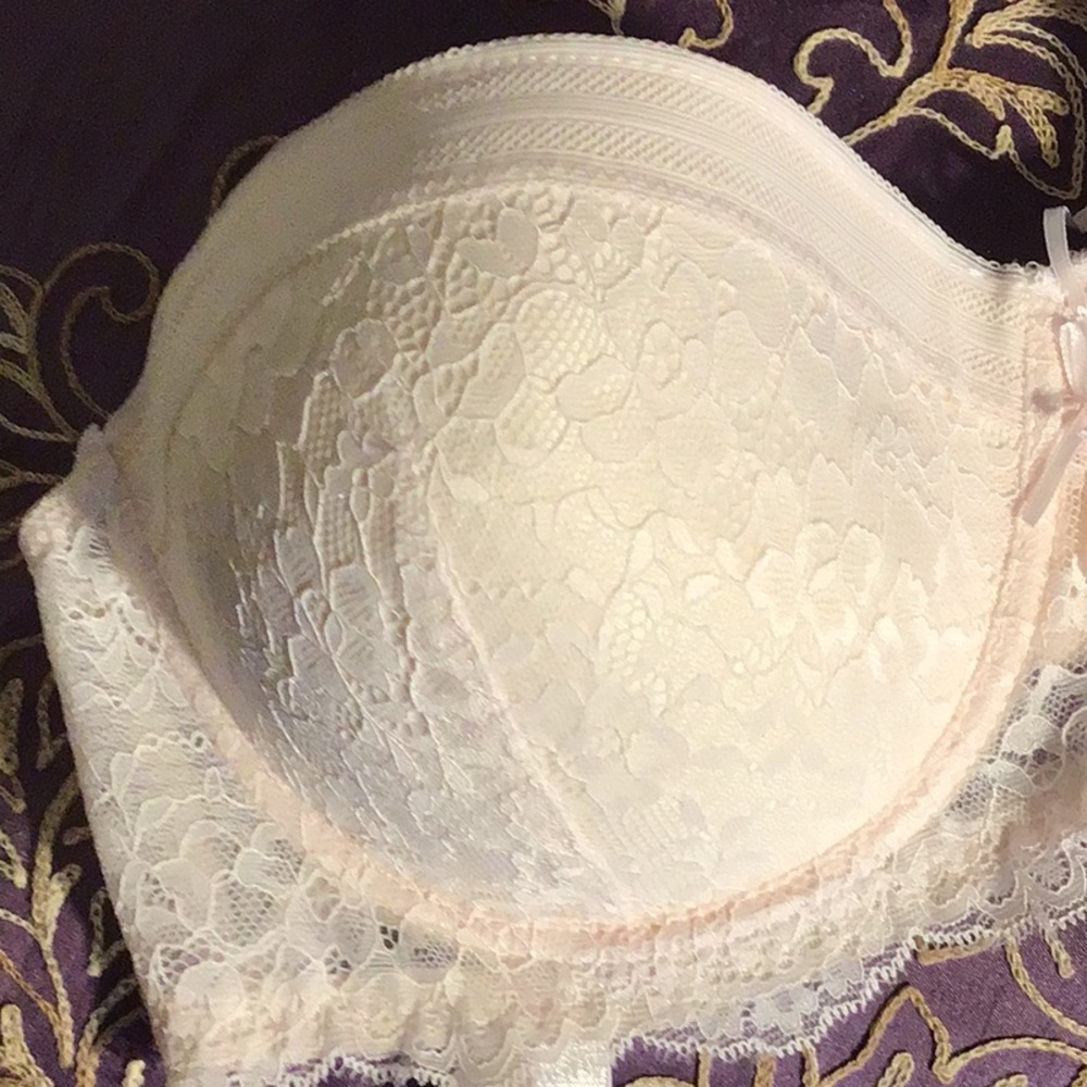 Intimate/Bra - Picture 6 of 6